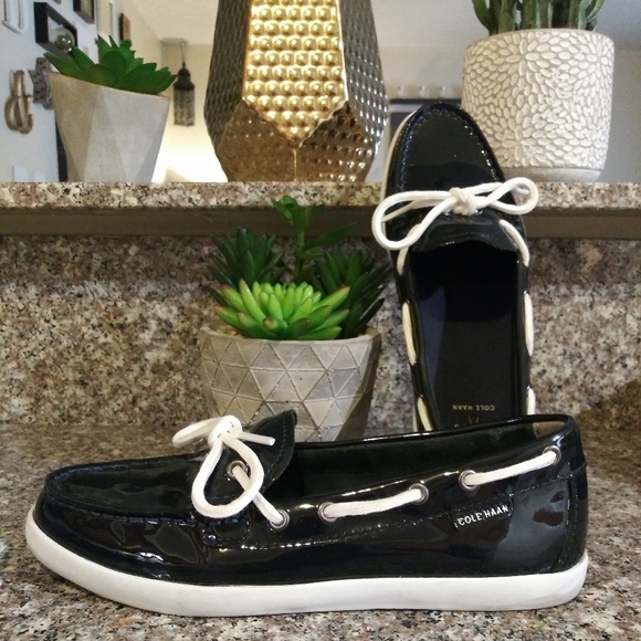 Cole Haan Grand OS Patent Leather Loafer Deck Shoe - Picture 5 of 8
